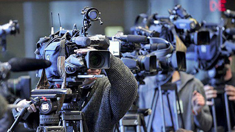Journalists-770x433-1